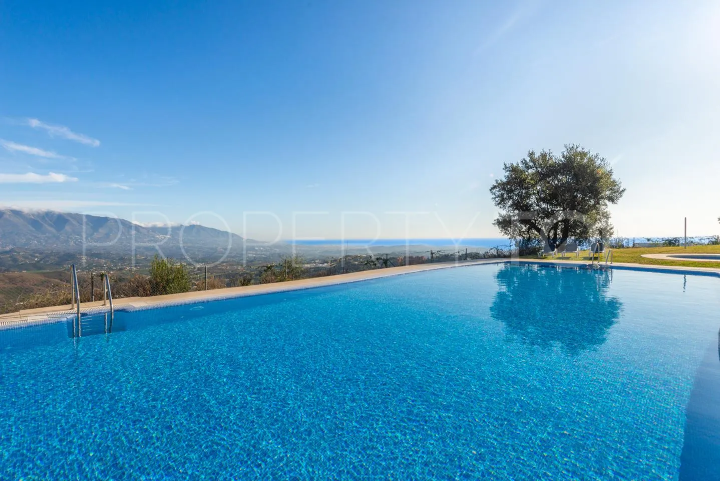 3 bedrooms semi detached house for sale in La Mairena
