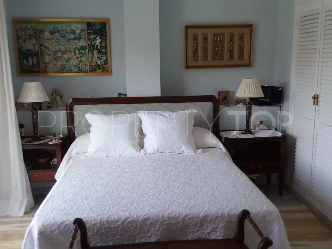 El Capricho, adosado con 5 dormitorios en venta