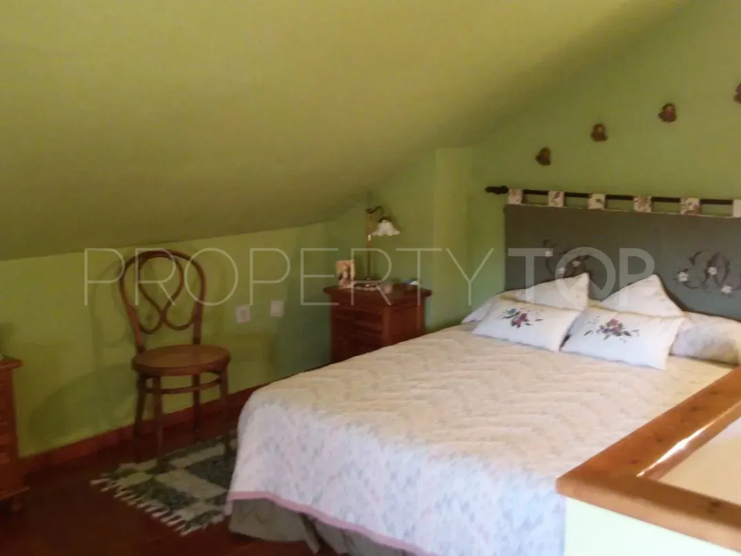 El Capricho, adosado con 5 dormitorios en venta