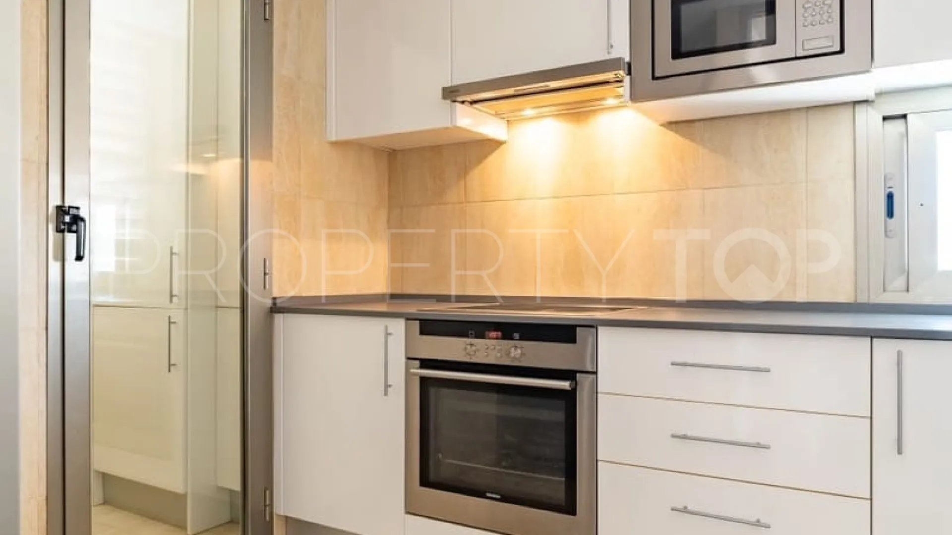 Comprar triplex en Cala de Mijas de 3 dormitorios