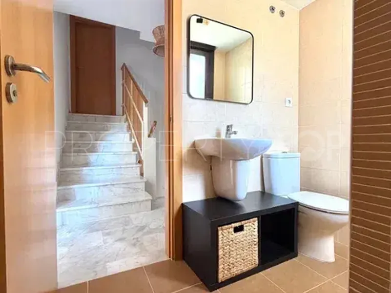 4 bedrooms town house in Riviera del Sol for sale