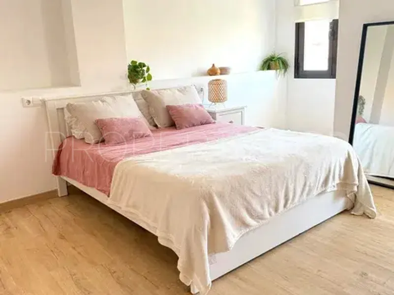 4 bedrooms town house in Riviera del Sol for sale