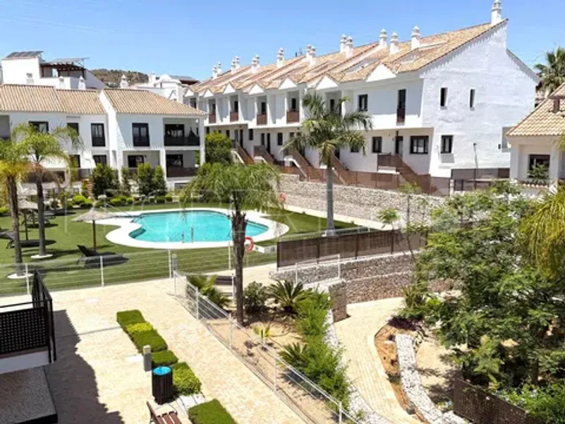 4 bedrooms town house in Riviera del Sol for sale