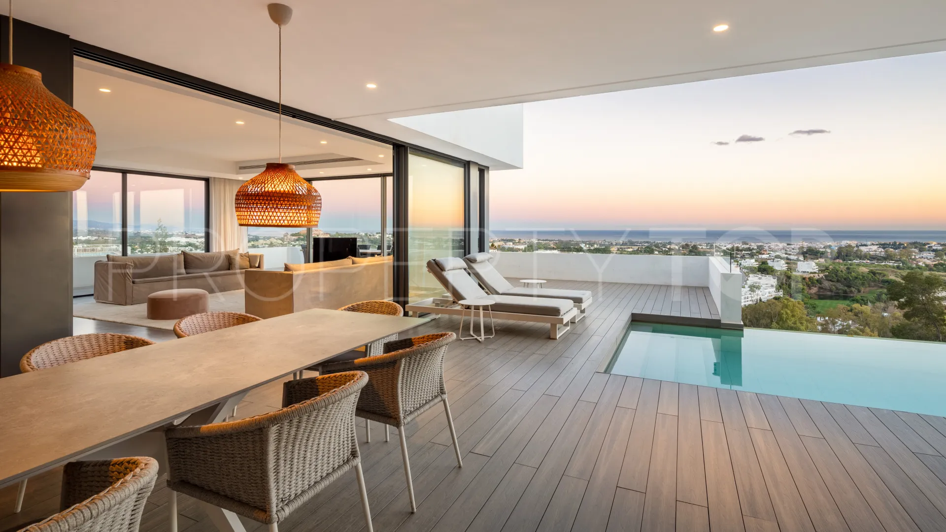 La Quinta villa for sale