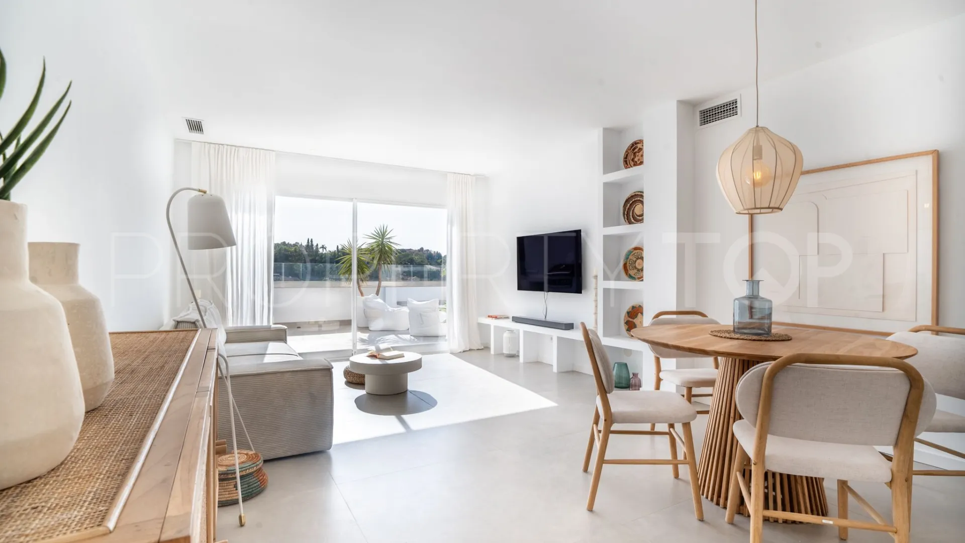 La Quinta, apartamento de 2 dormitorios en venta