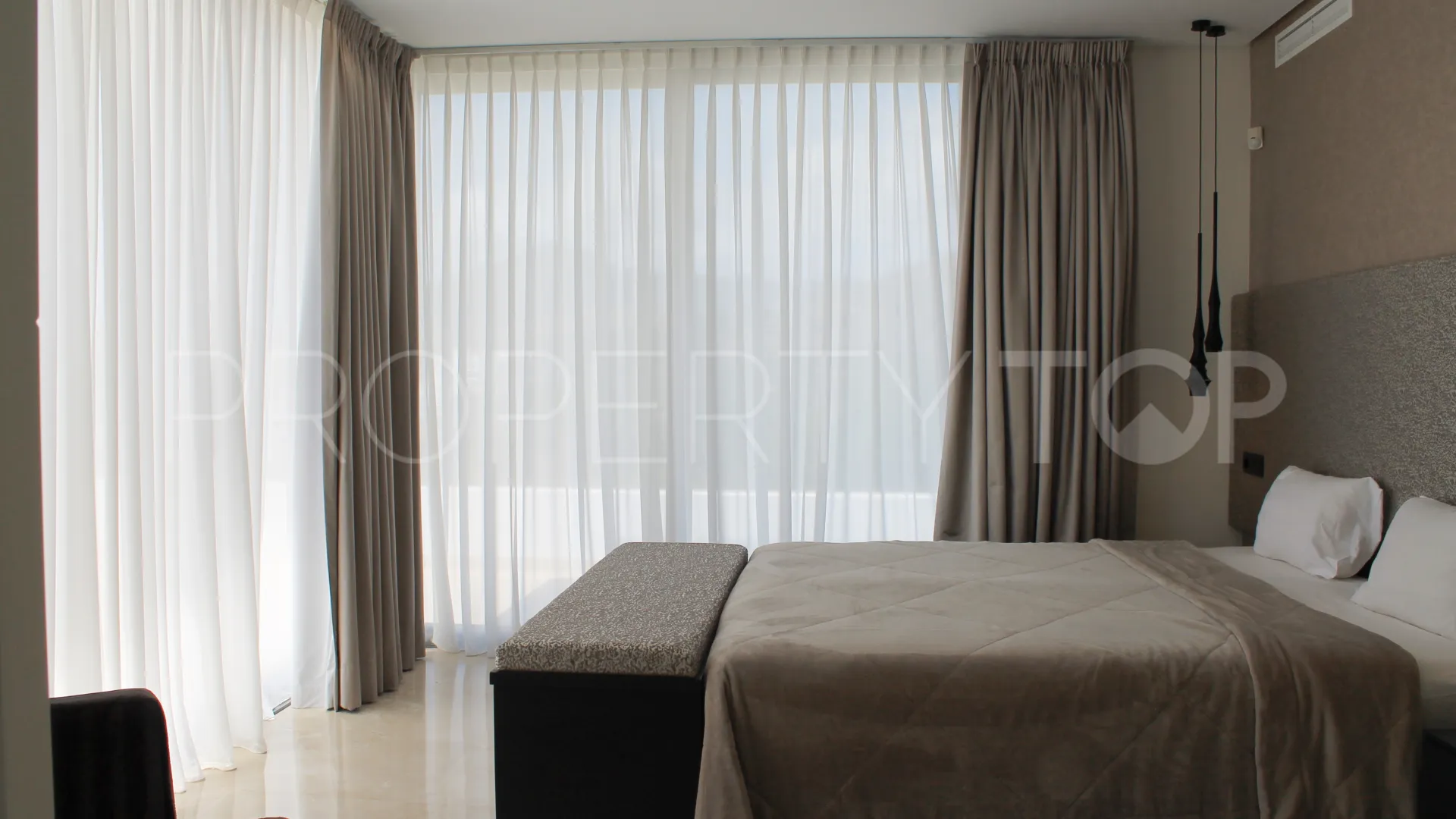Puerto del Capitan, villa con 4 dormitorios a la venta