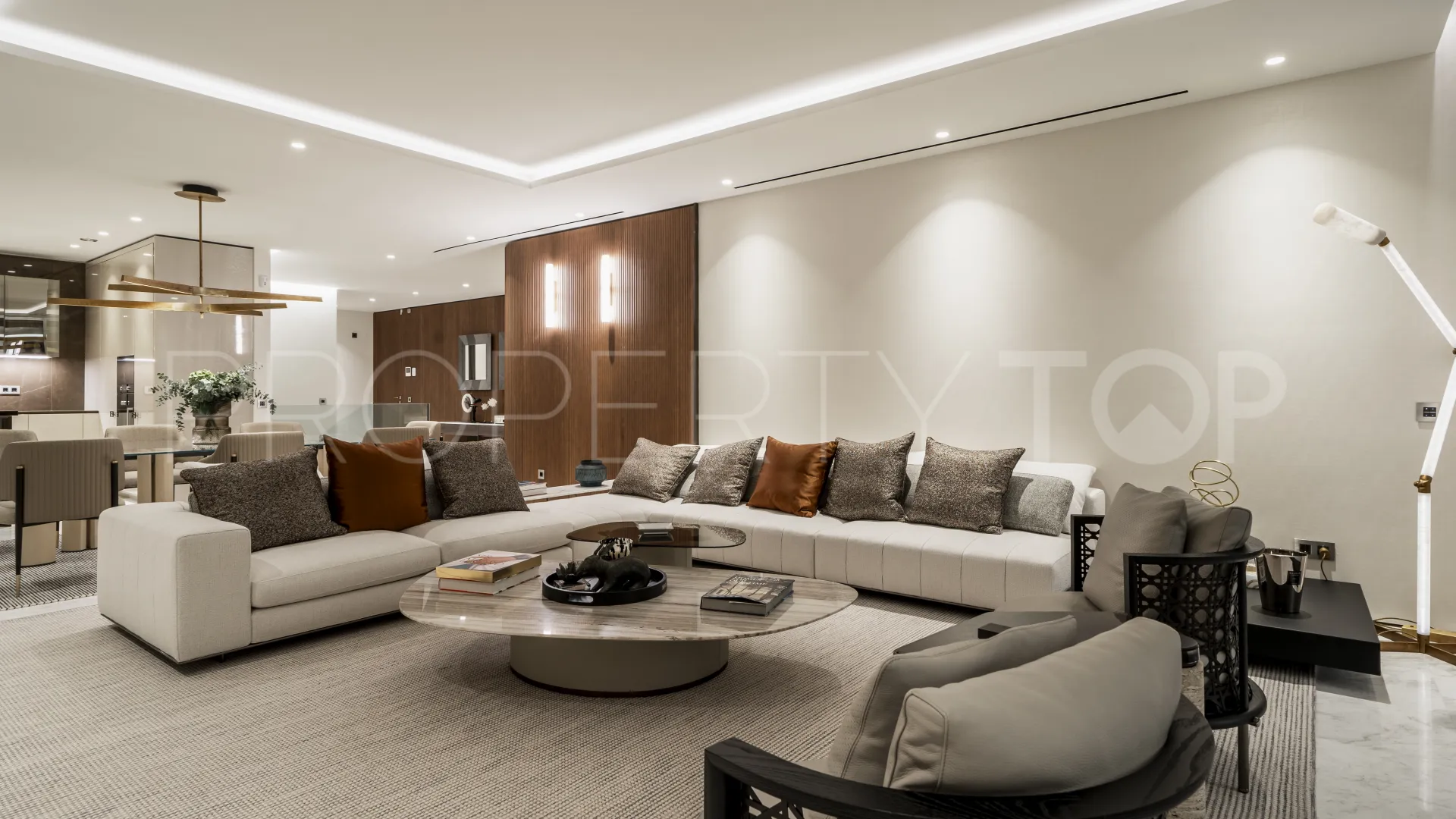 Ground floor duplex with 5 bedrooms for sale in Marbella City
