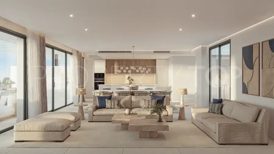 Semi detached villa for sale in Marbella East with 5 bedrooms