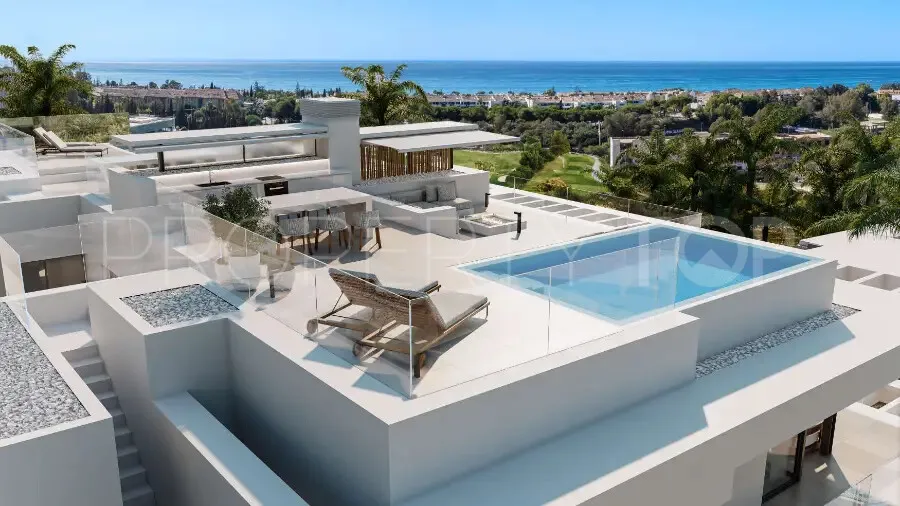 Semi detached villa for sale in Marbella East with 5 bedrooms