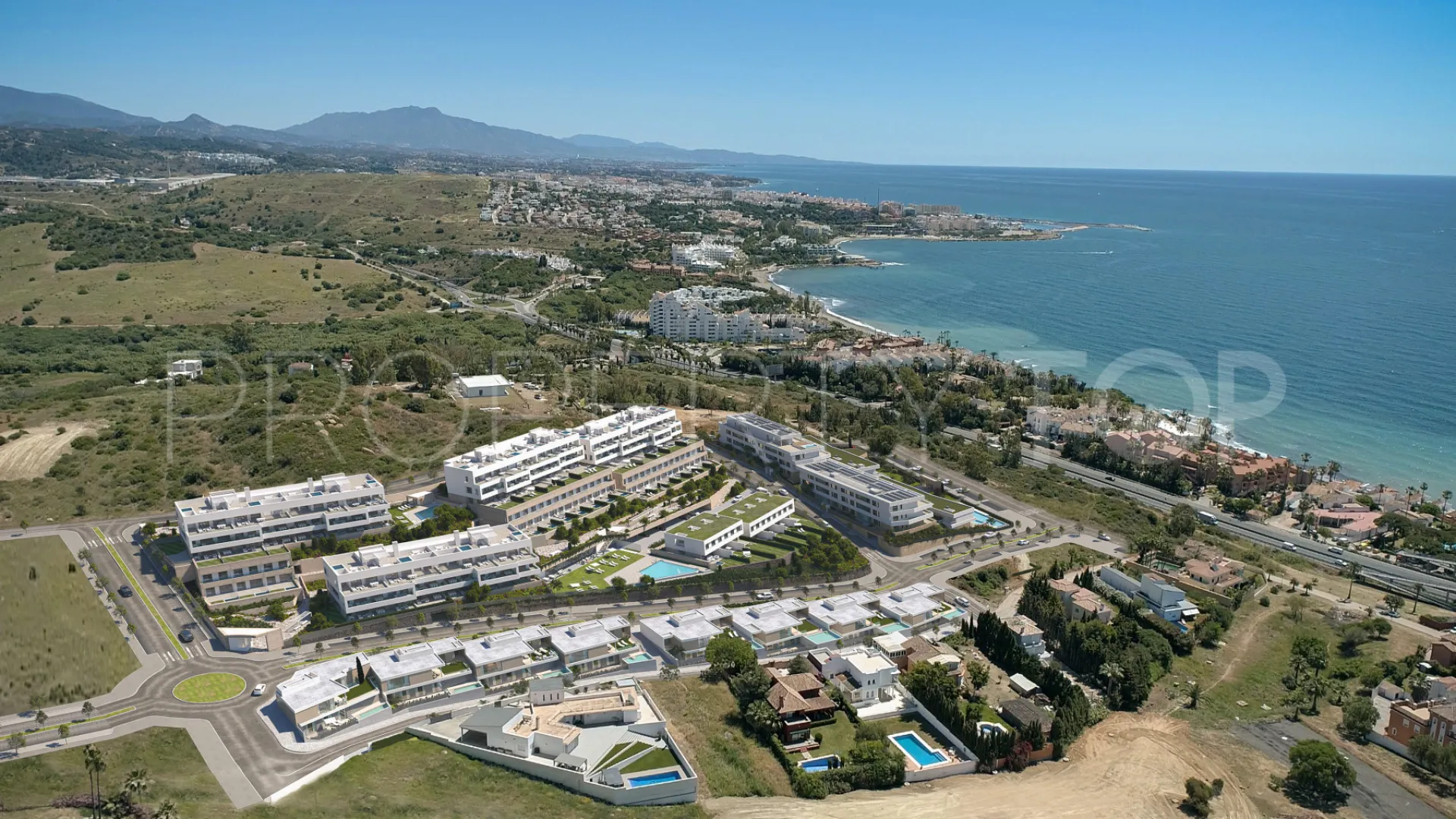 For sale villa in Estepona West with 4 bedrooms