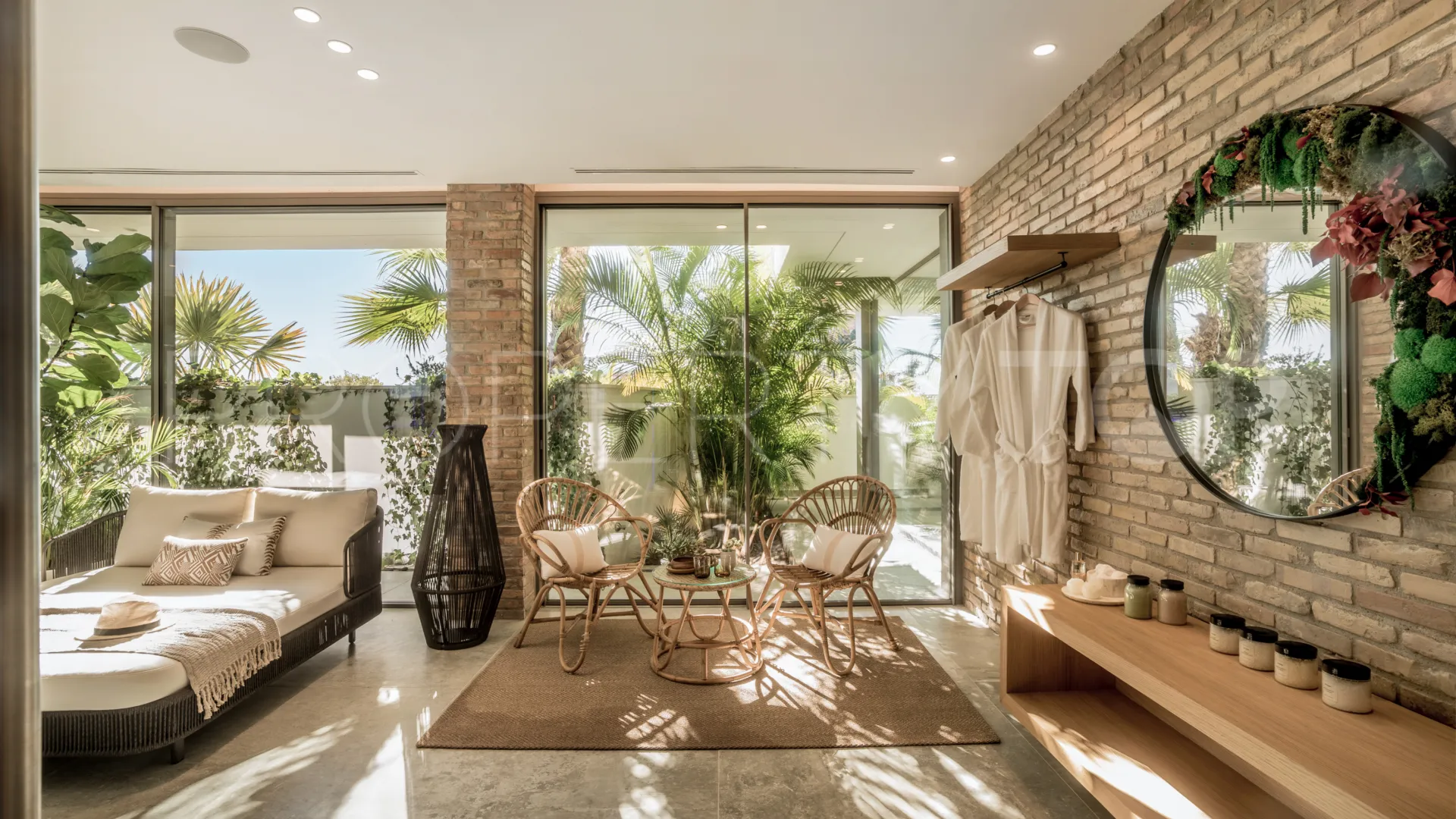 For sale villa with 6 bedrooms in The Hills