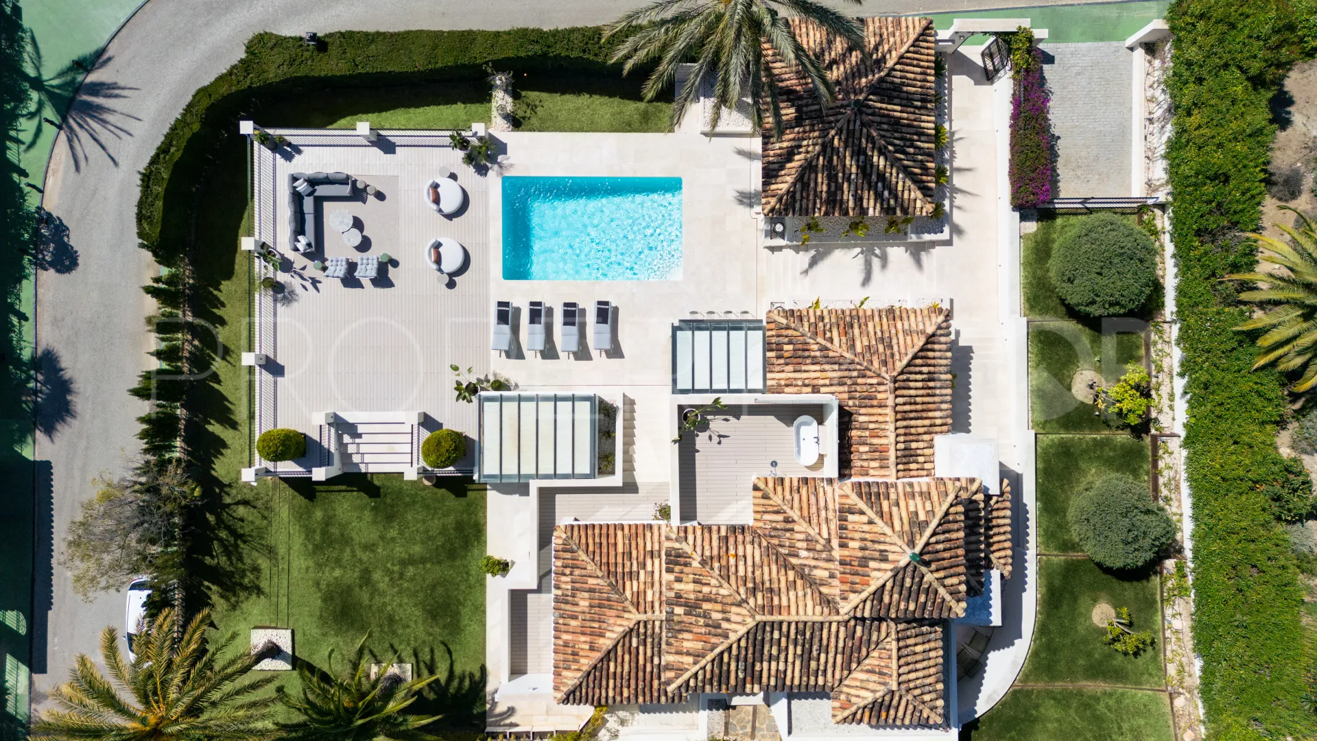 Villa en venta en Los Naranjos Hill Club de 5 dormitorios