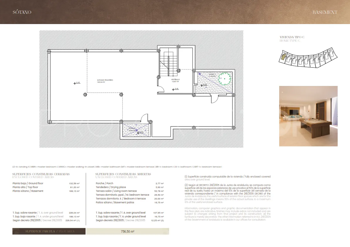 Villa in Estepona West for sale