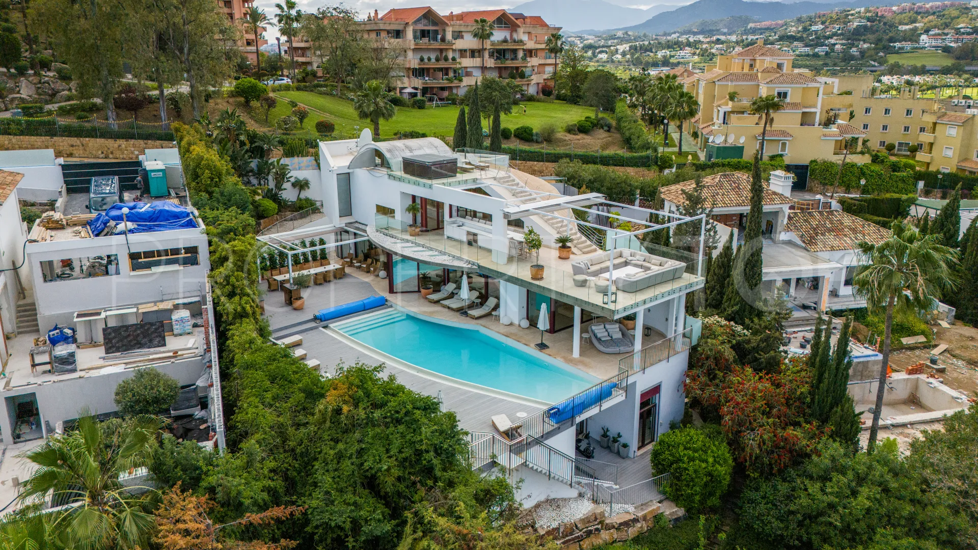 Villa a la venta en Nueva Andalucia