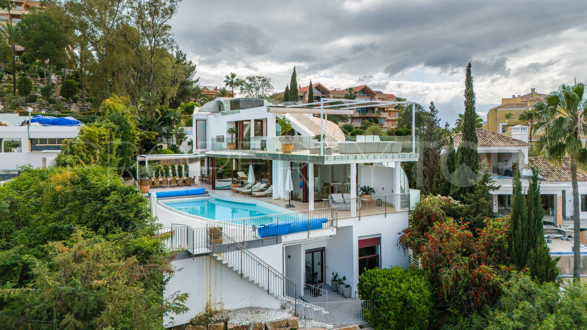 Villa a la venta en Nueva Andalucia