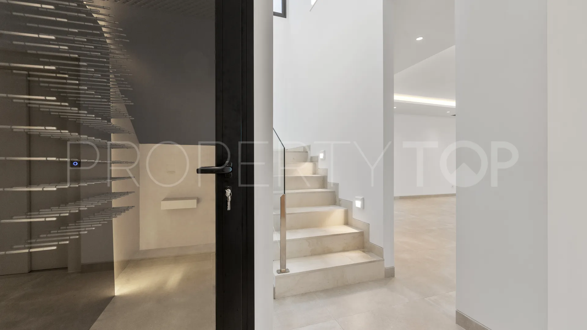 4 bedrooms villa for sale in La Fuente