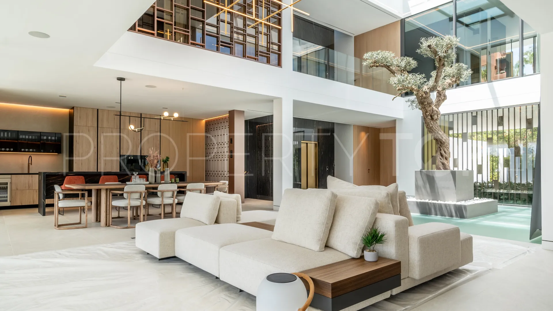 Golden Mile, villa a la venta con 5 dormitorios
