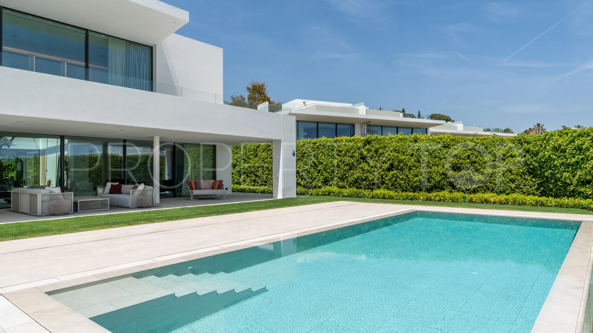 Golden Mile, villa a la venta con 5 dormitorios