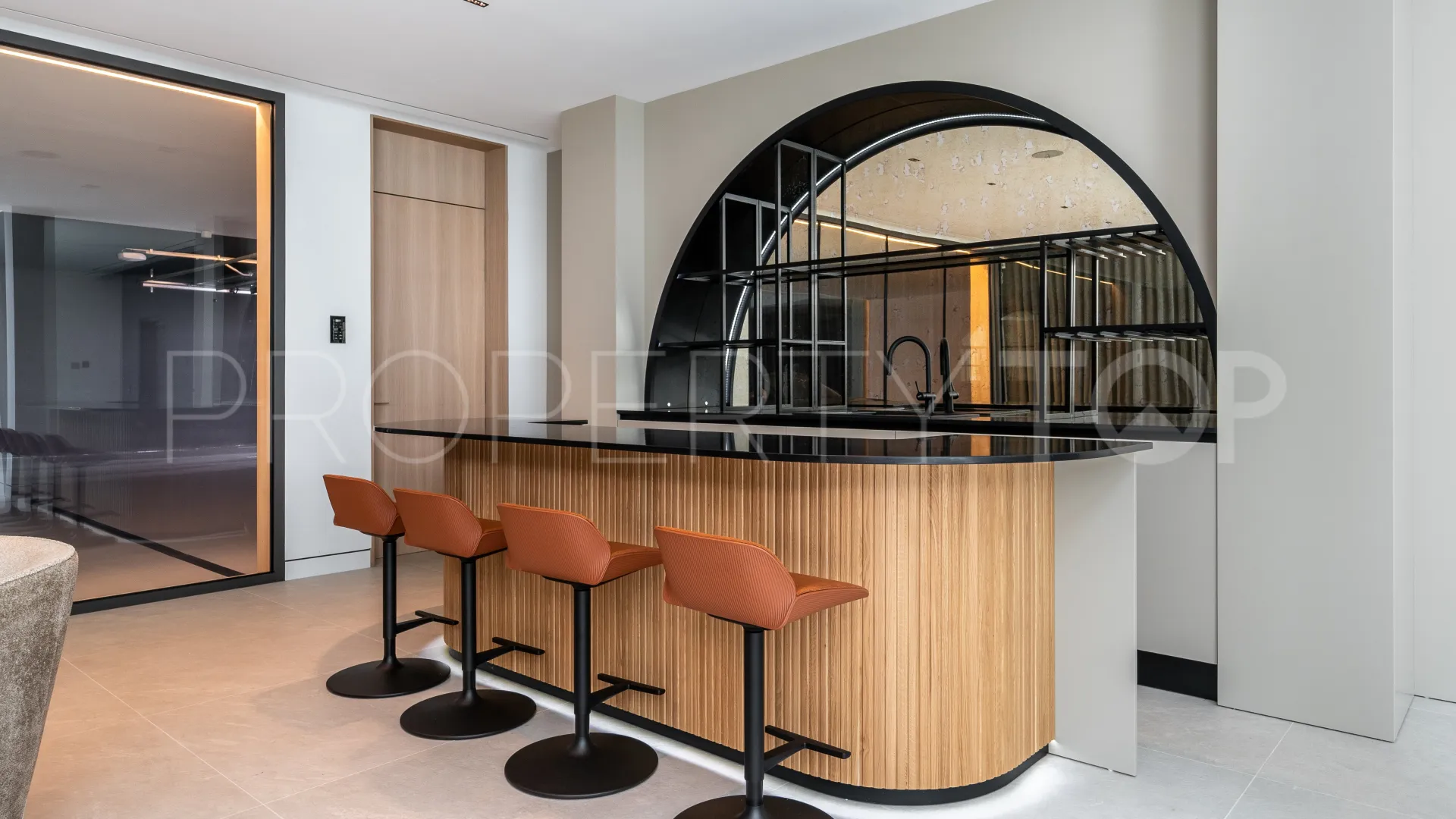 Golden Mile, villa a la venta con 5 dormitorios