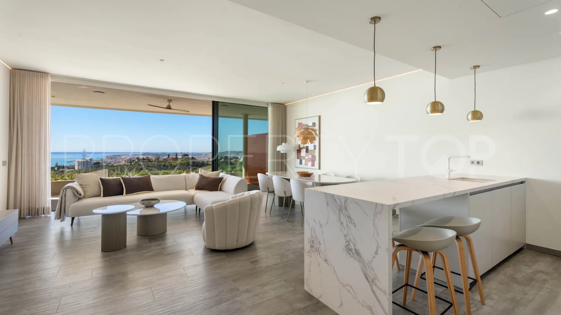 Se vende apartamento en El Higueron de 3 dormitorios