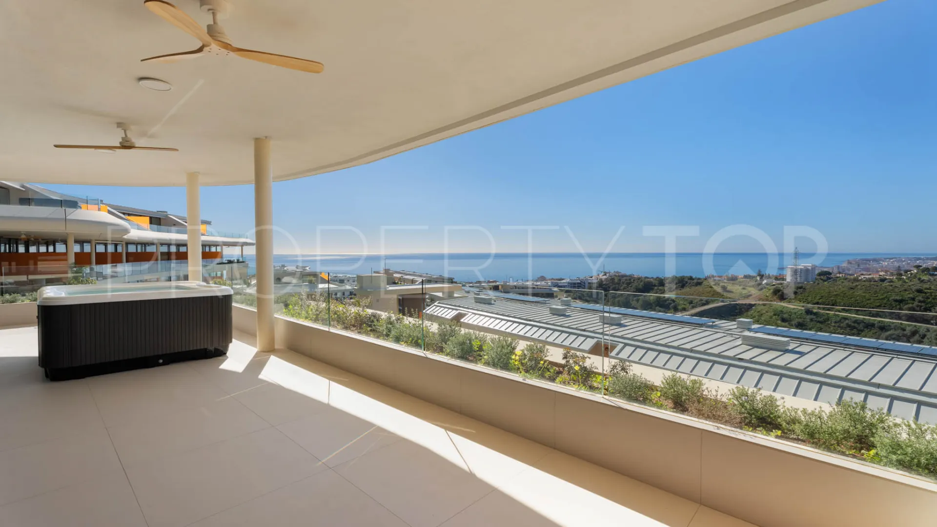 Se vende apartamento en El Higueron de 3 dormitorios