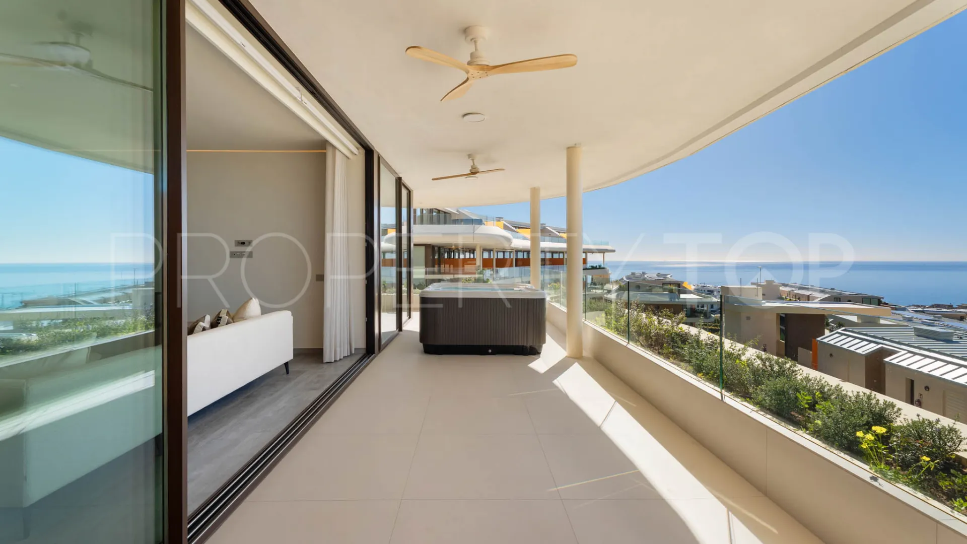 Se vende apartamento en El Higueron de 3 dormitorios