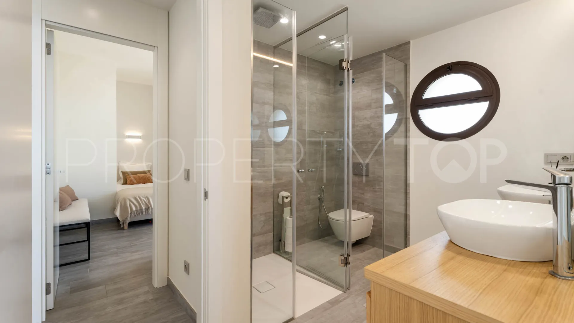 Se vende apartamento en El Higueron de 3 dormitorios