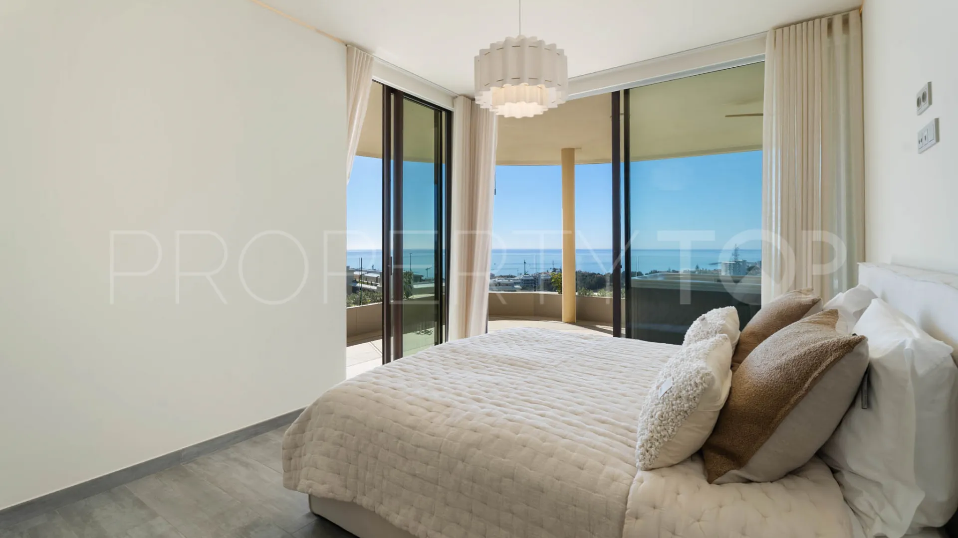 Se vende apartamento en El Higueron de 3 dormitorios