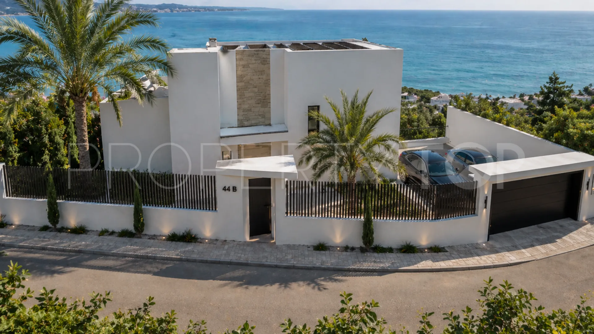 Villa a la venta en Benalmadena de 6 dormitorios