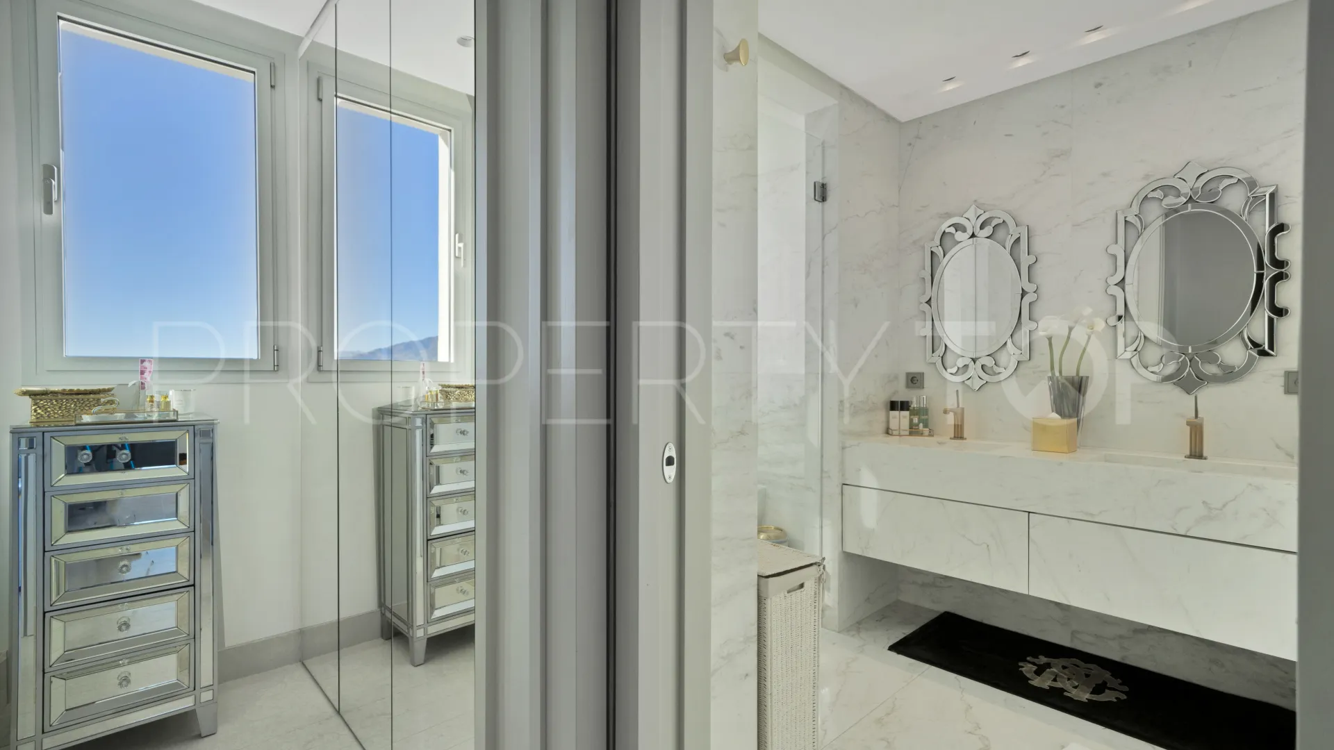 Comprar villa en Nueva Andalucia de 5 dormitorios