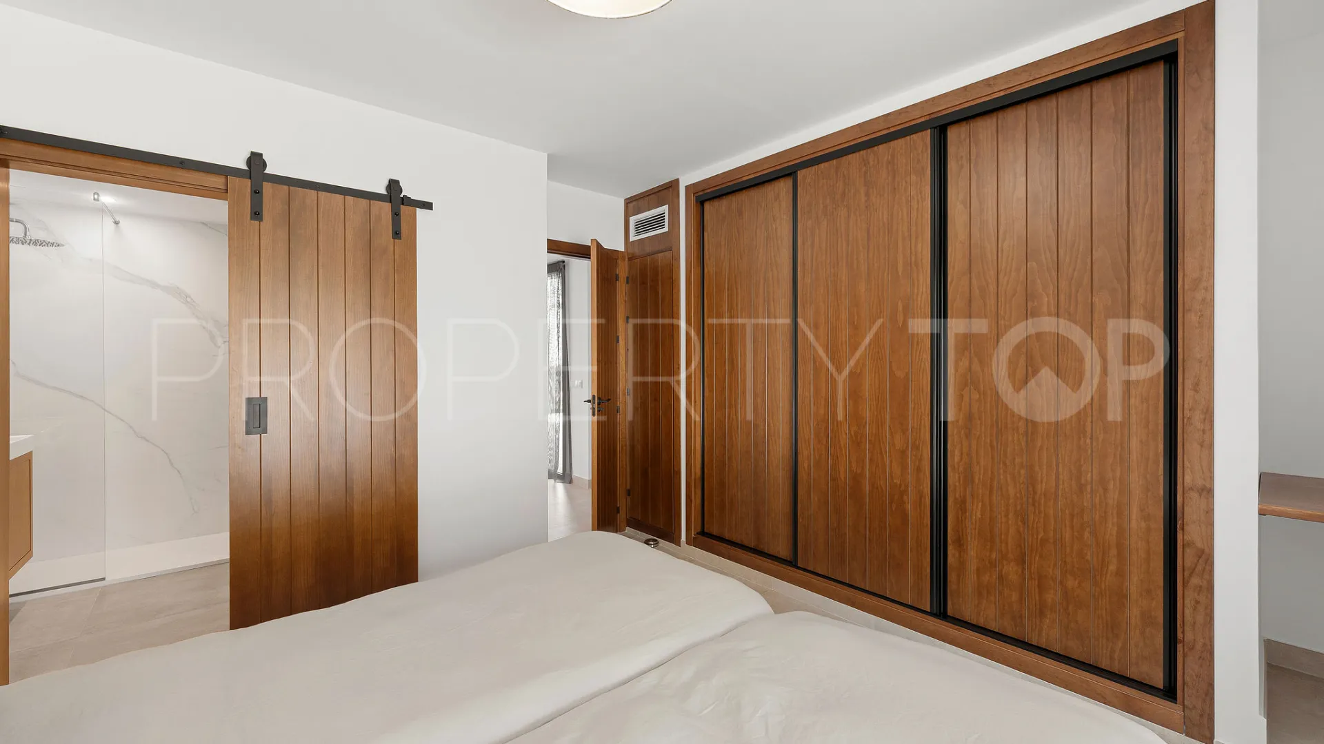 For sale Elviria 4 bedrooms villa