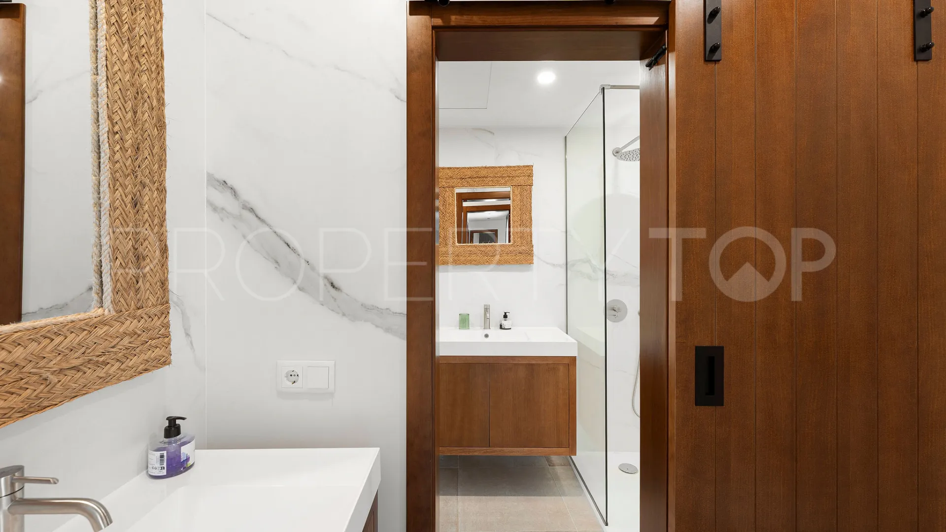 For sale Elviria 4 bedrooms villa