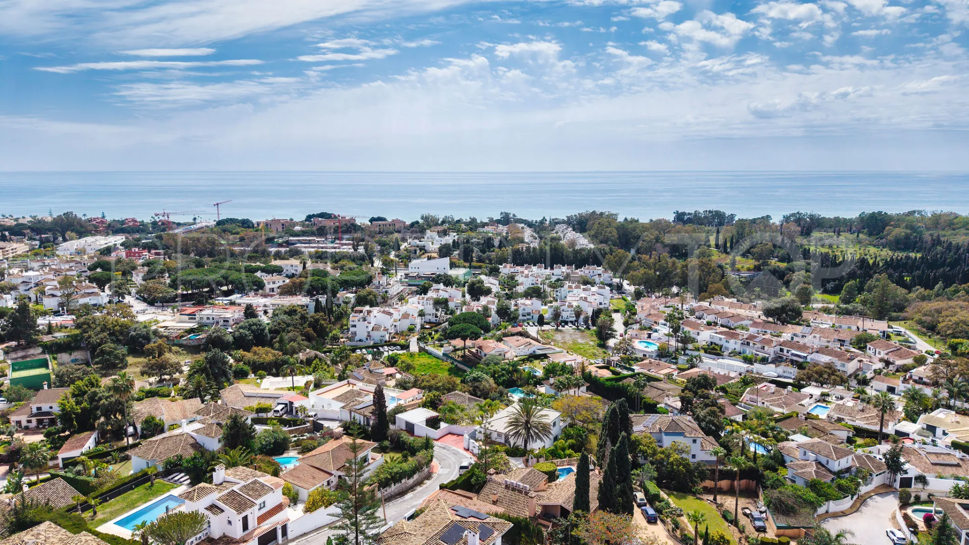 For sale Elviria 4 bedrooms villa
