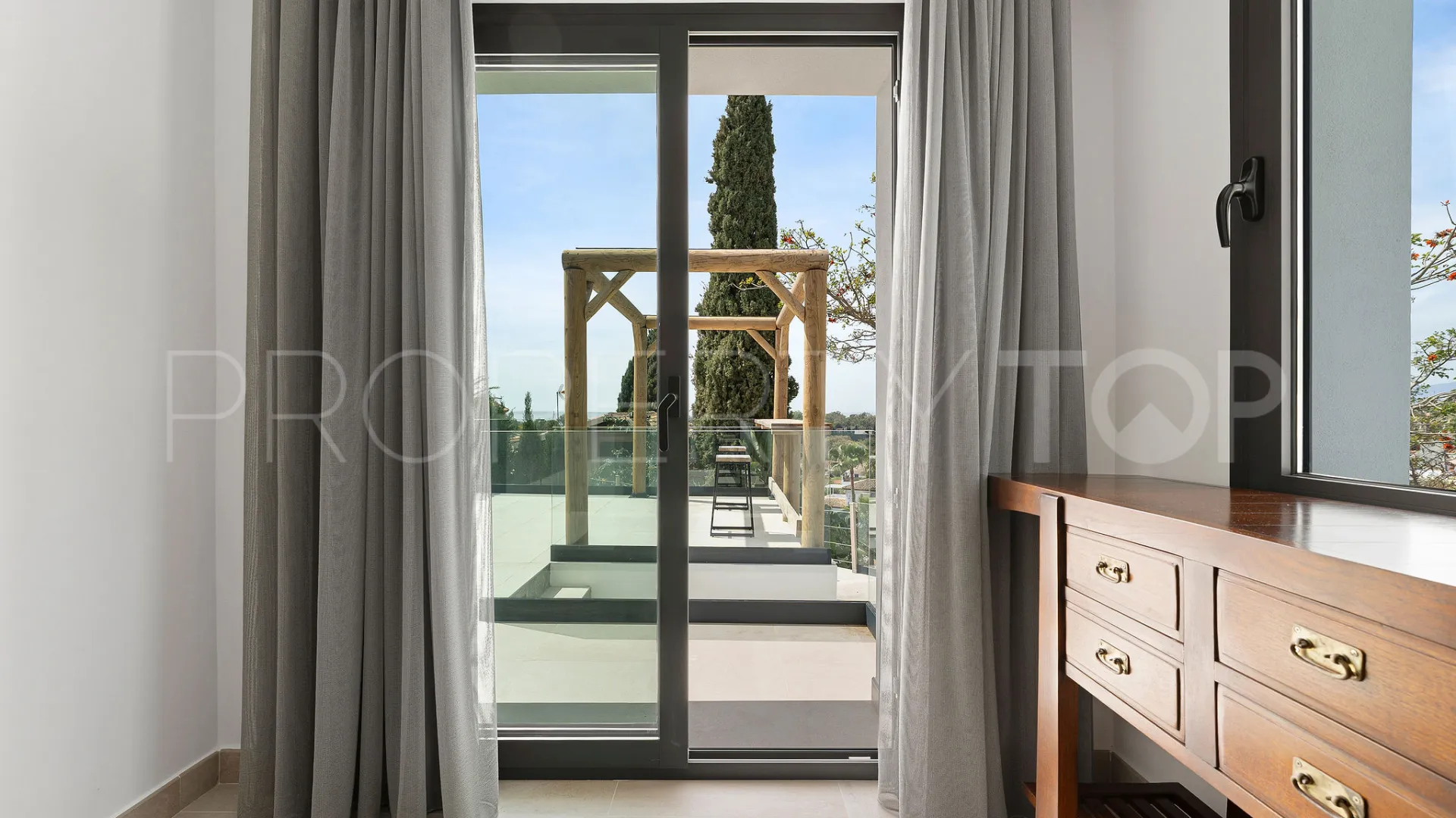 For sale Elviria 4 bedrooms villa