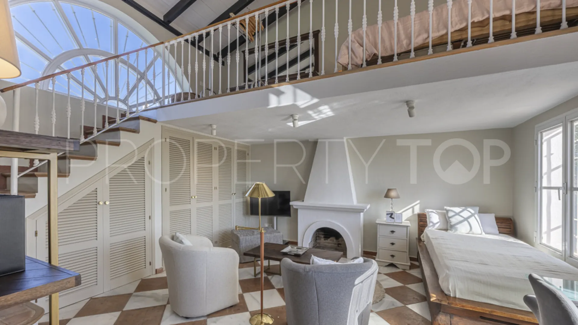 Villa en venta en Guadalmina Alta