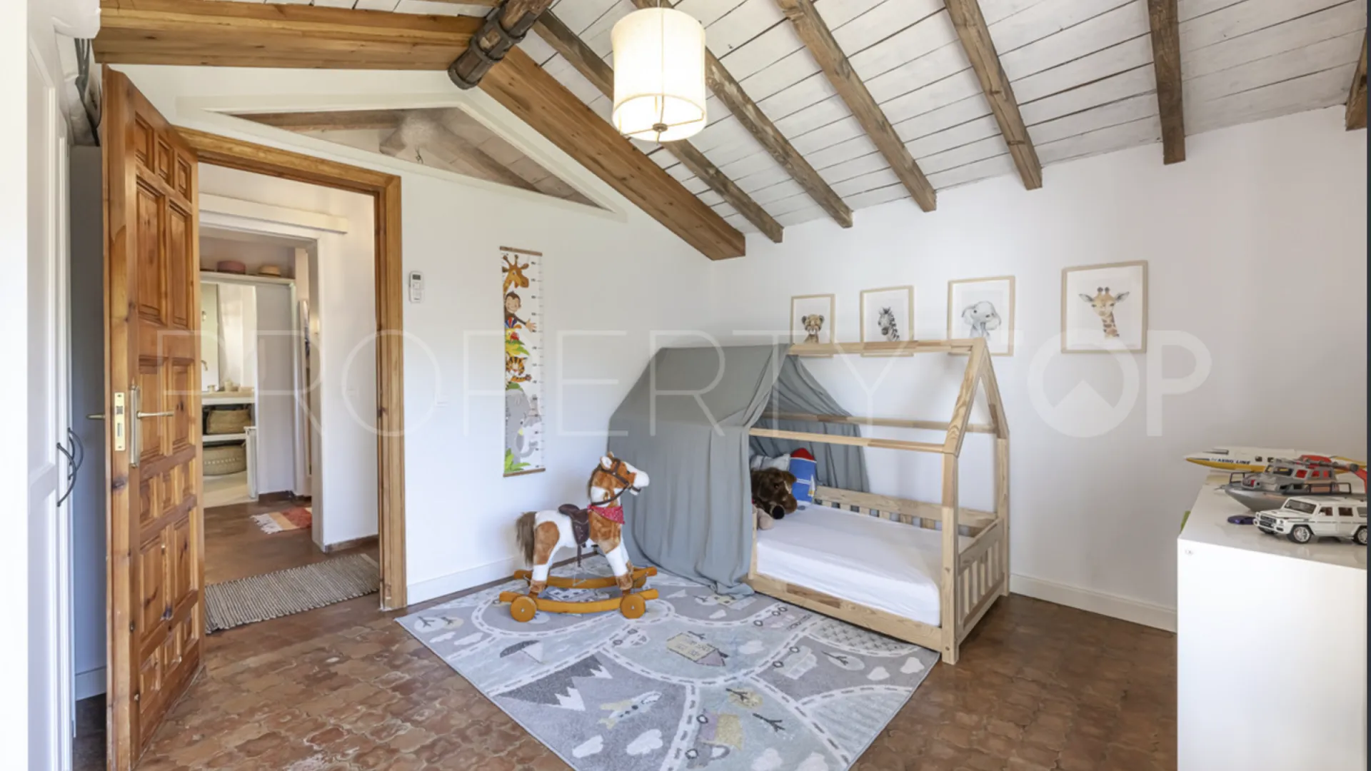 Villa en venta en Guadalmina Alta