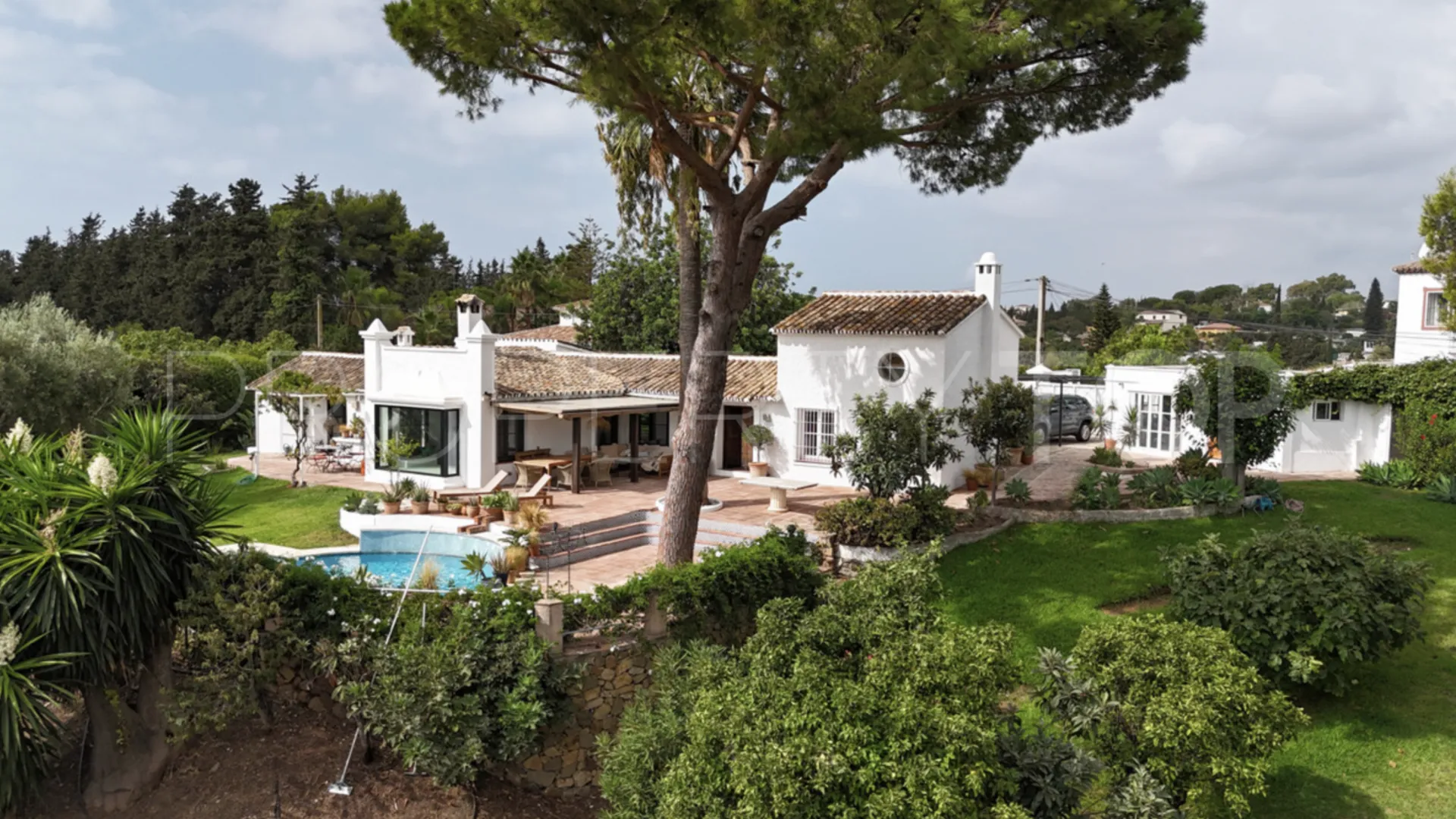 Villa en venta en Guadalmina Alta
