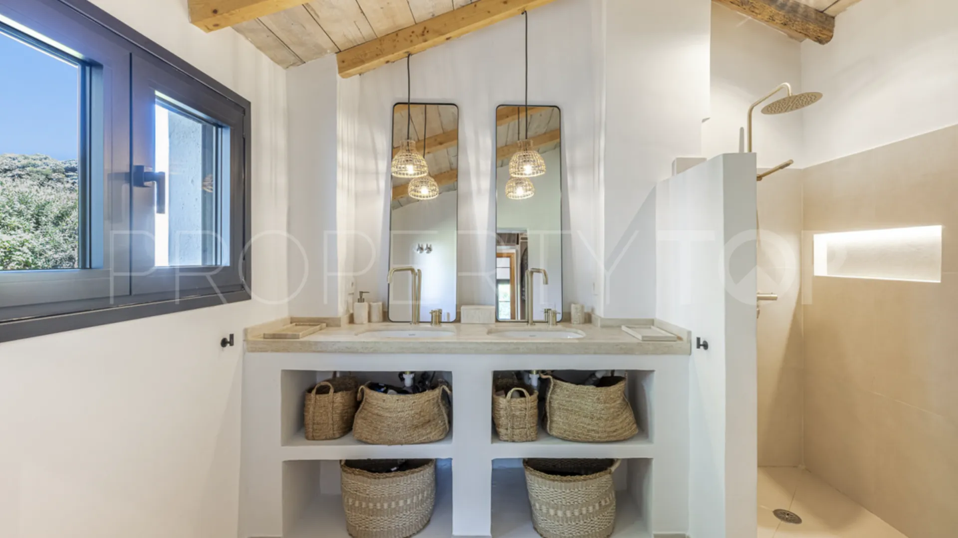 Villa en venta en Guadalmina Alta