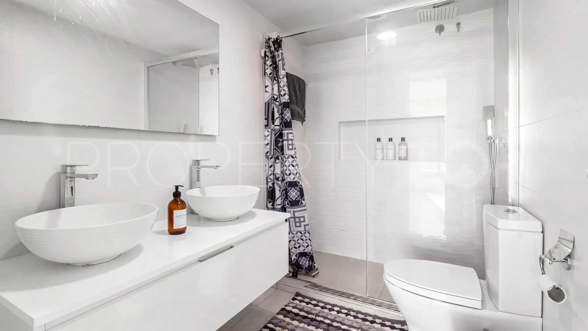 Garden Beach town house for sale