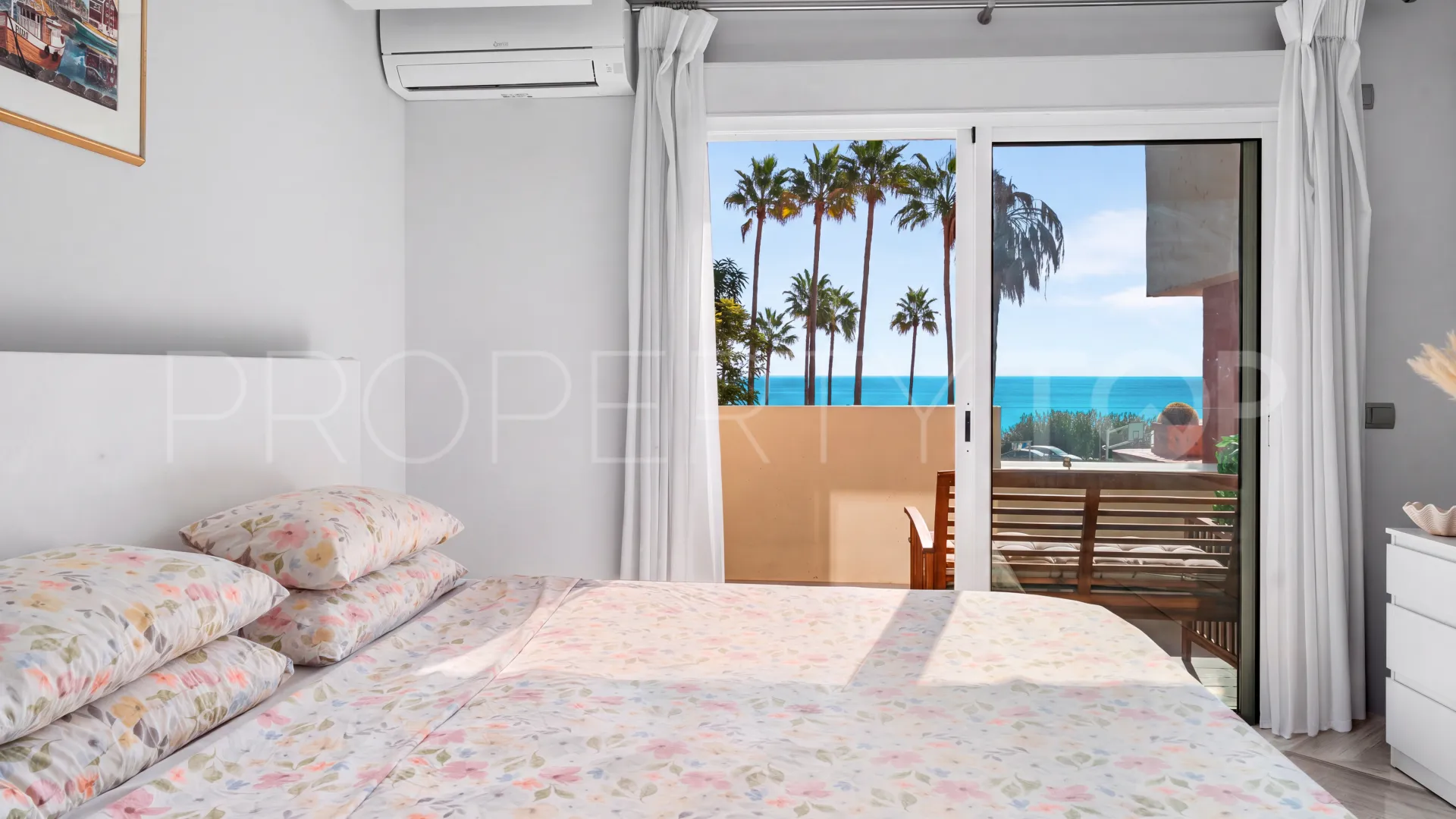 Garden Beach town house for sale