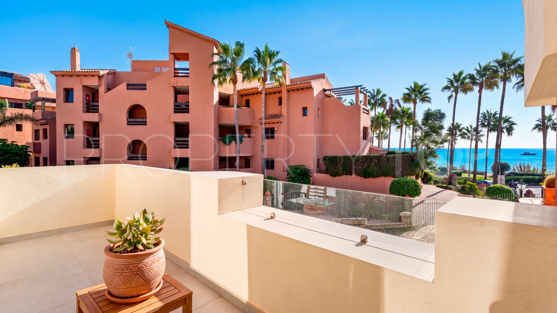 Garden Beach town house for sale