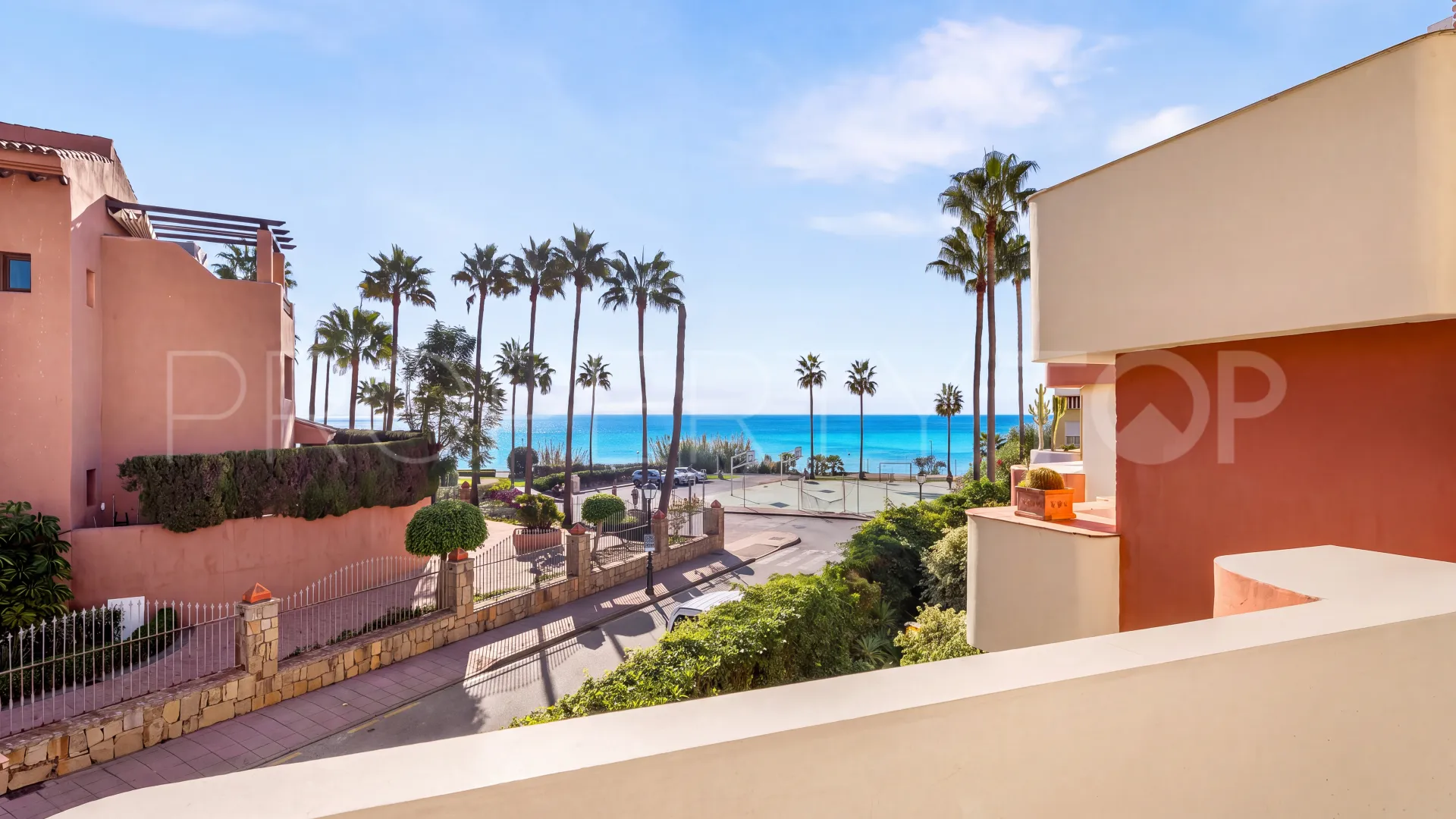 Garden Beach town house for sale