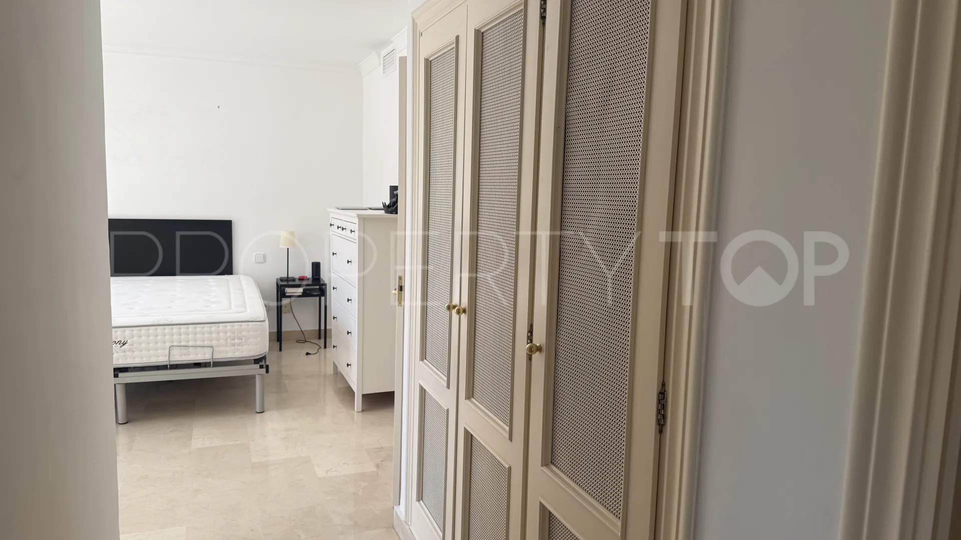 For sale duplex penthouse in Aloha Gardens