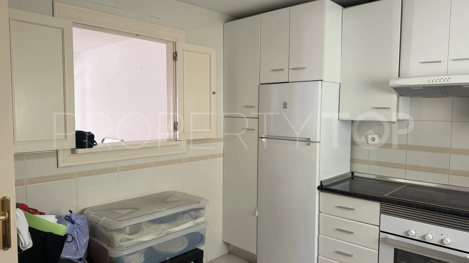 For sale duplex penthouse in Aloha Gardens