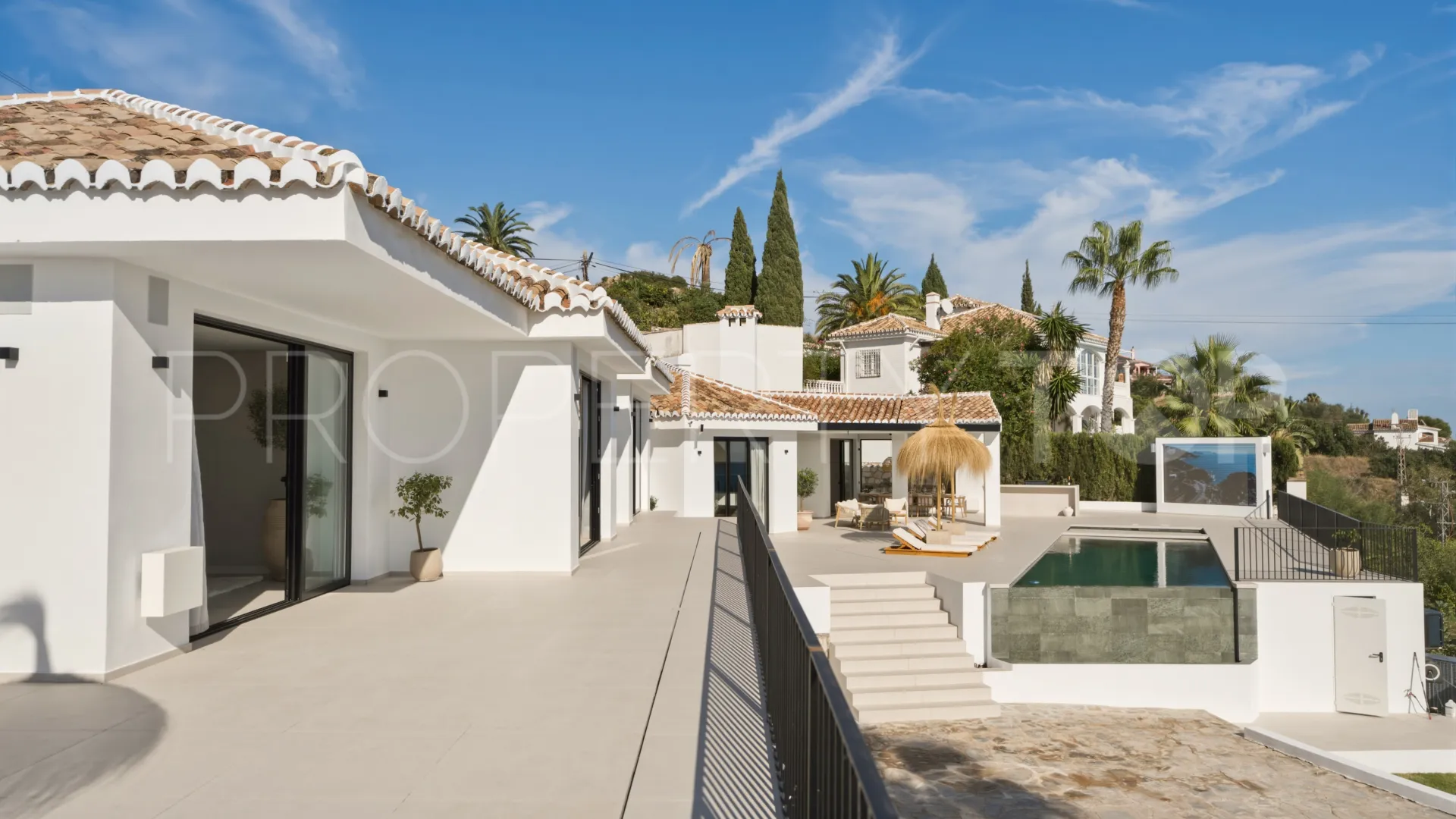 Se vende villa con 6 dormitorios en La Capellania