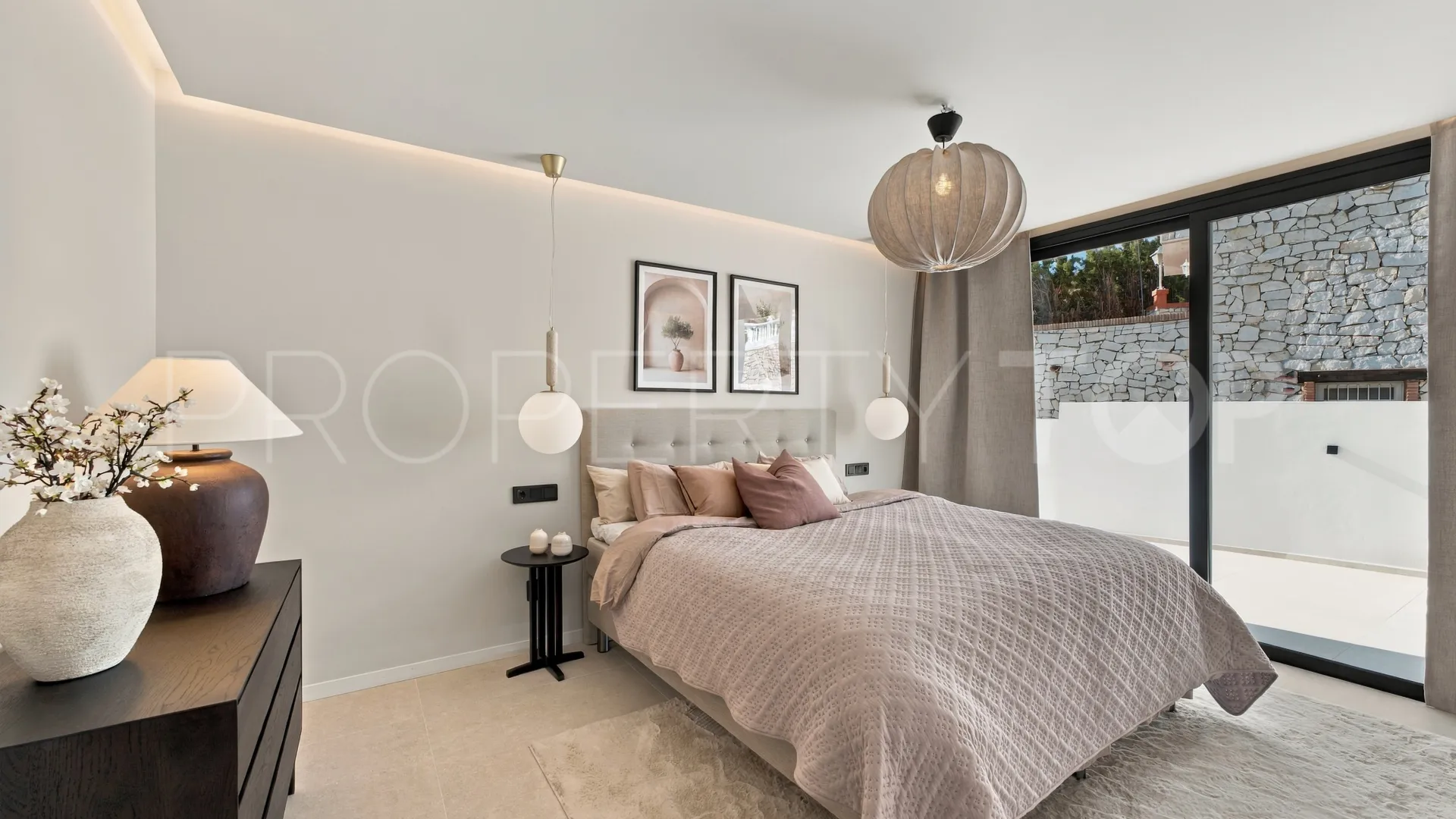 Se vende villa con 6 dormitorios en La Capellania