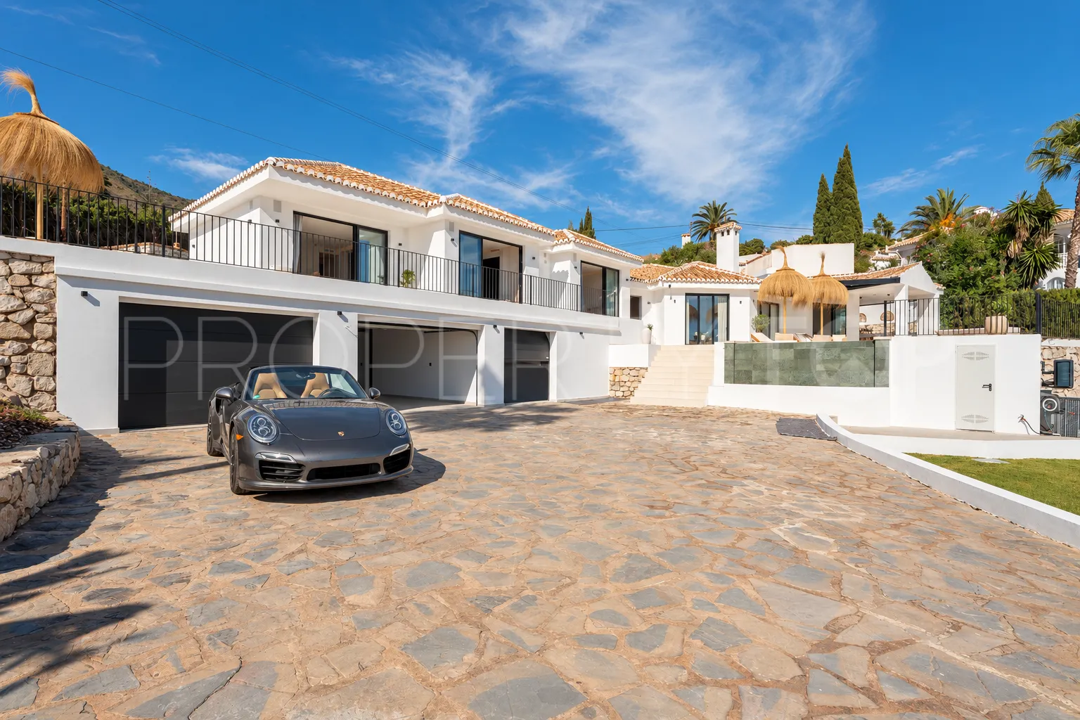 Se vende villa con 6 dormitorios en La Capellania