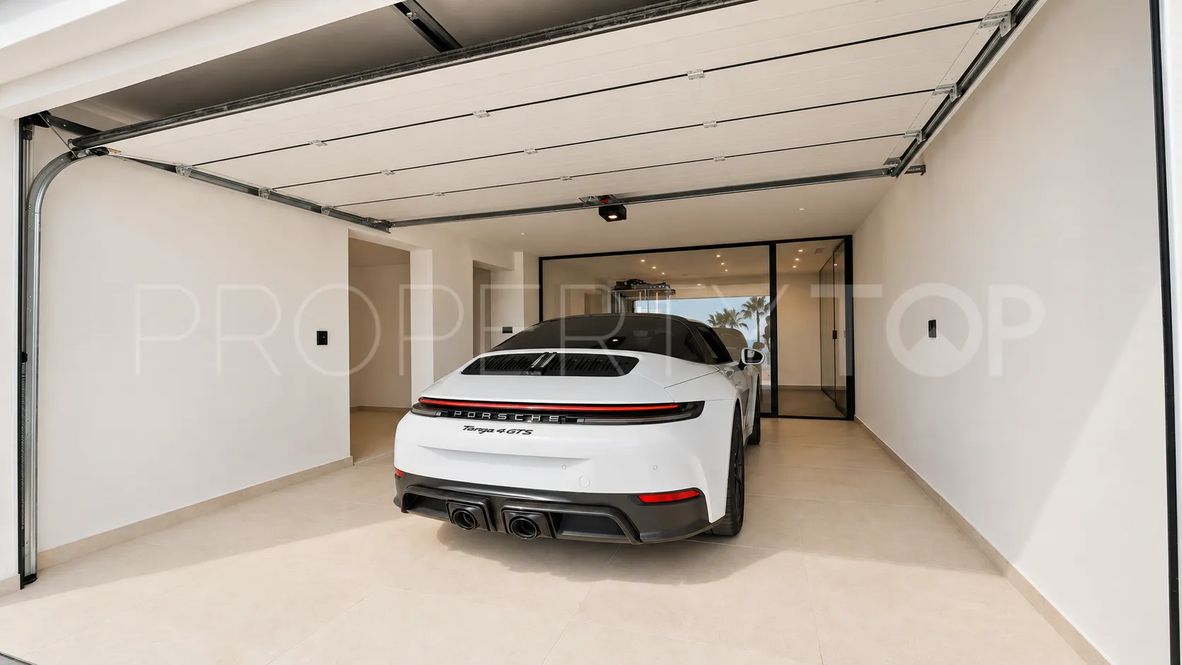 Se vende villa con 6 dormitorios en La Capellania