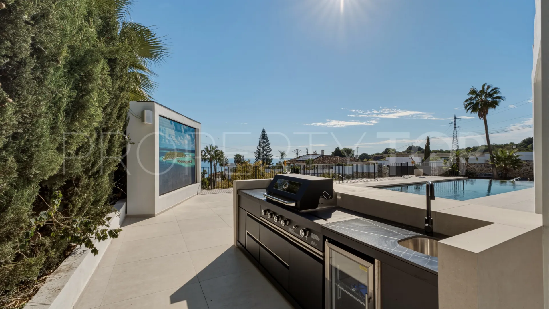 Se vende villa con 6 dormitorios en La Capellania