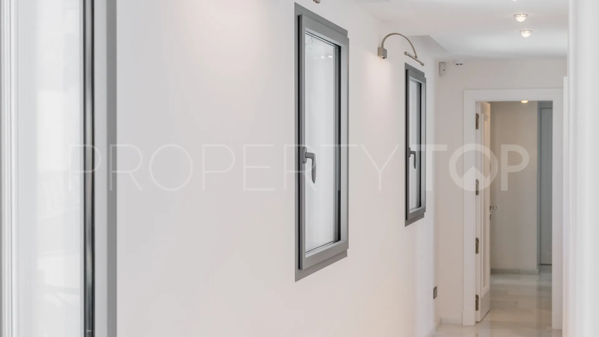 For sale villa in La Cerquilla with 6 bedrooms